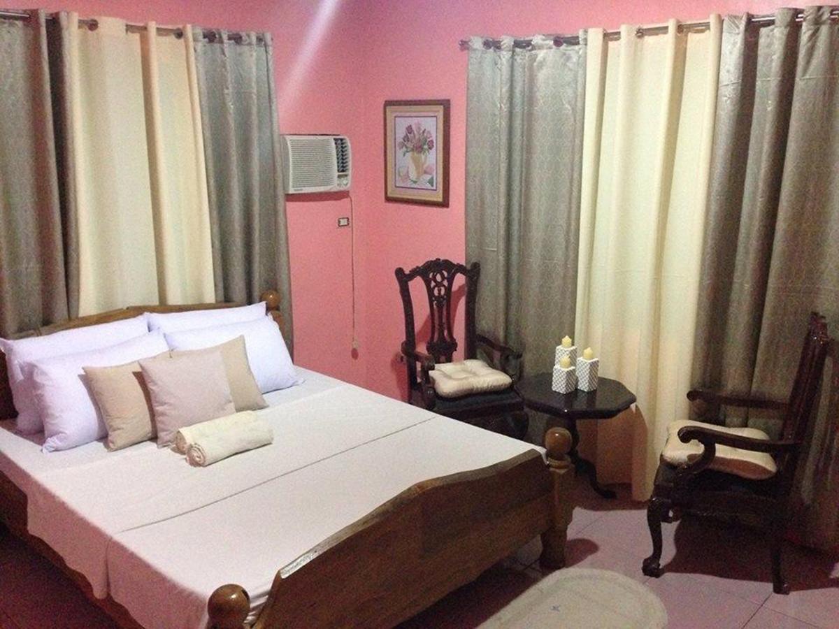 Bognot Lodge : Alvin Bognot Mt Pinatubo Guesthouse And Tours Santa Juliana Room photo